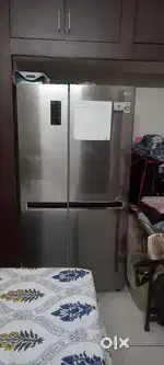 LG REFRIGERATOR side by side