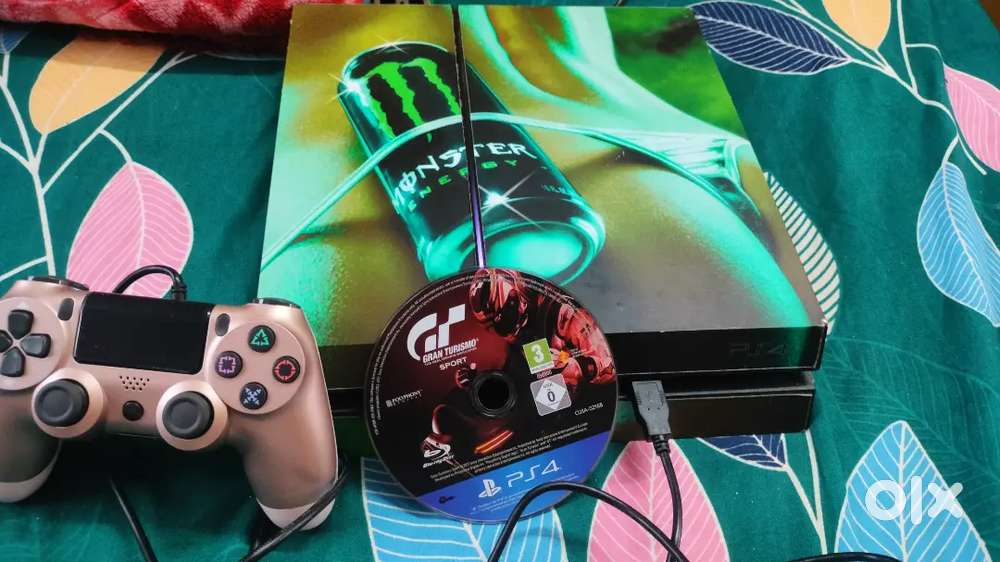 Sony PlayStation 4 (ps4) standard 1Tb (1000GB)  console 12 Best games