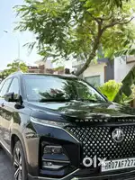 MG Hector Plus 2023