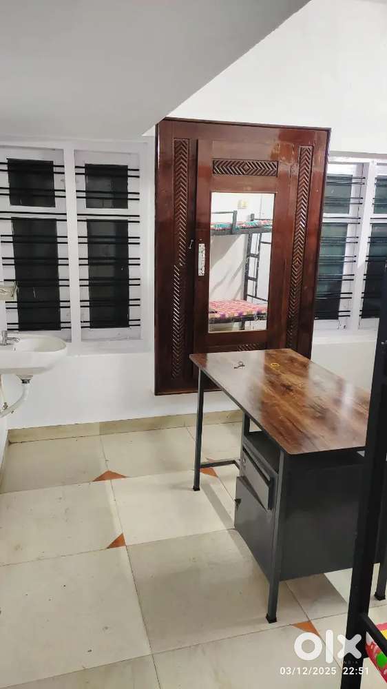 Ladies pg / girls Pg / for students and working womens