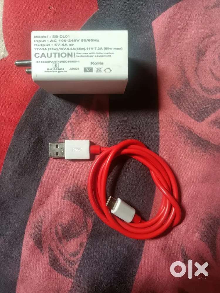 Super Fast Mobile Charger 85W Red Cable Working Condition