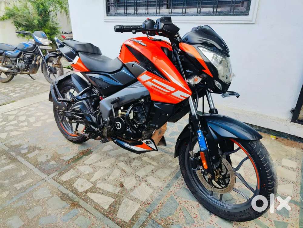 PULSAR NS 125 WELL MAINTAINED