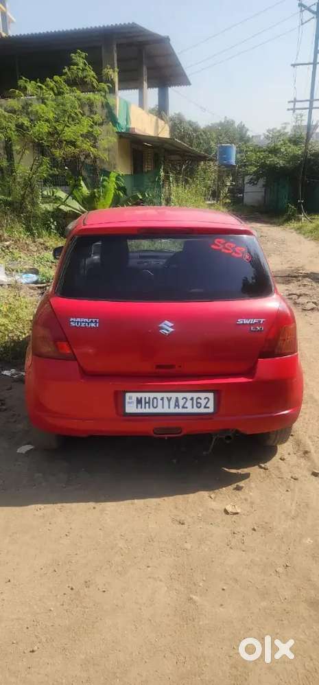 Maruti Suzuki Swift 2006 CNG & Hybrids 980000 Km Driven