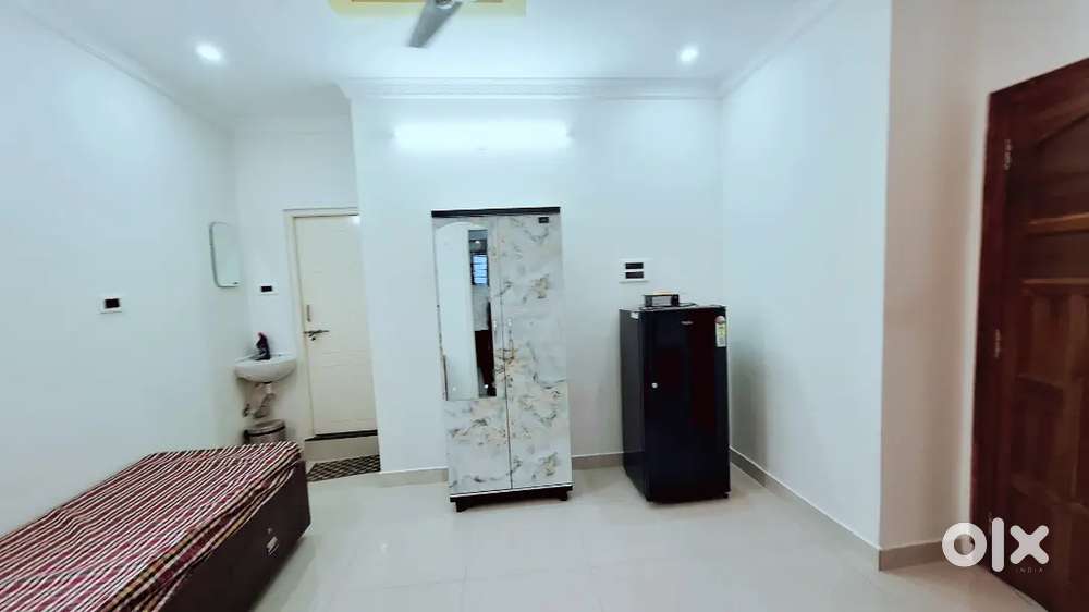 Fully Furnished 1BHK for Rent for Workng Bachelors nearby KT Metro&BGS