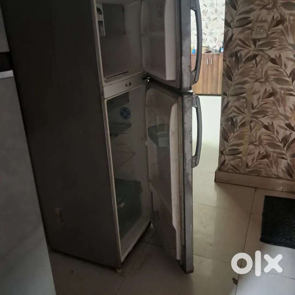 Samsung 260 ltr fridge