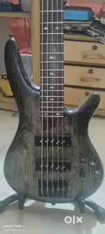 Ibaniz 5 strings Bass guitar model sr 605E