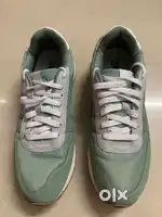 ZARA men contrast sneakers