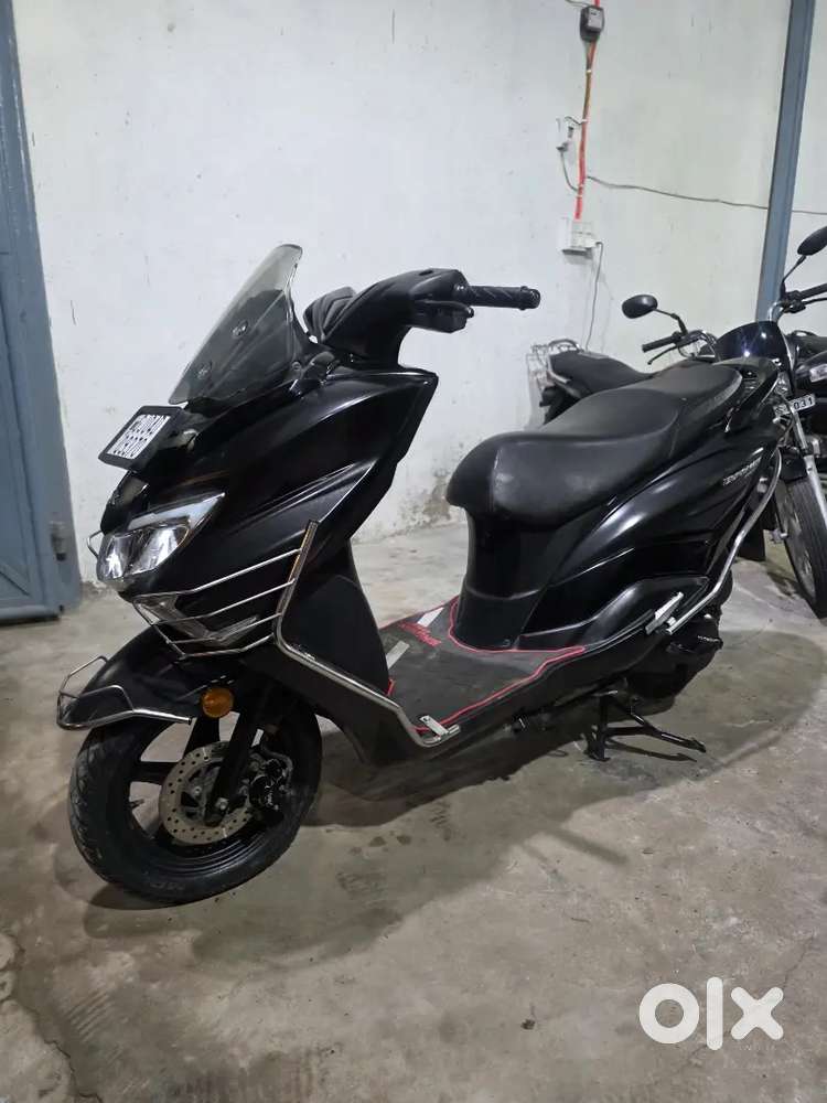SUZUKI BURGMAN [ 9999 DOWNPAYMENT]