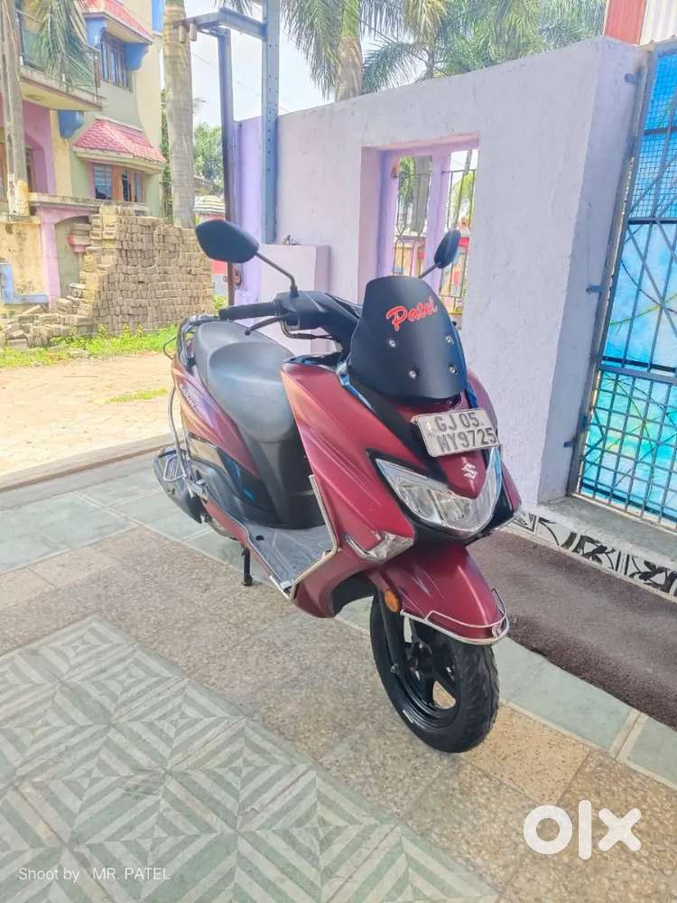 Suzuki Burgman 125