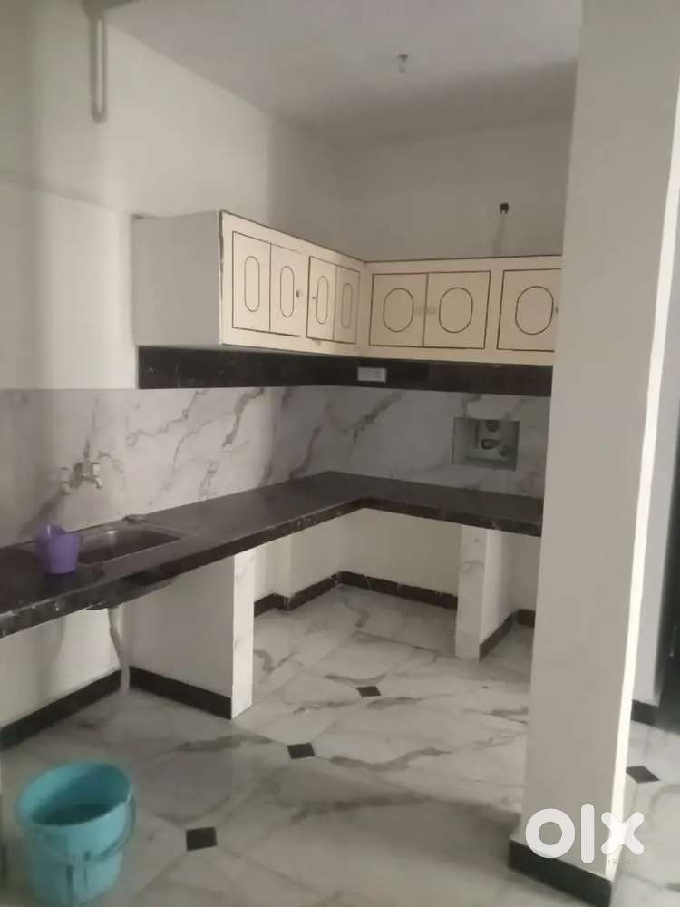 Houses are available for rent Separate and Floorwise