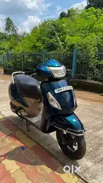 Gadi excellent/tip-top condition mein hai.”