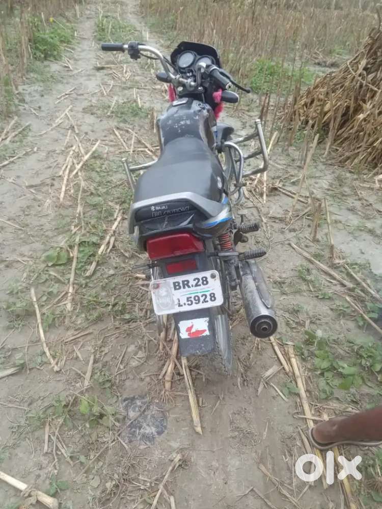 Bajaj ct 100