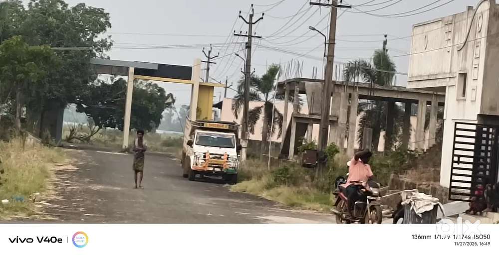 GSL Hospital nearby లో. Plots for sales. 7,500.Sq  ysq