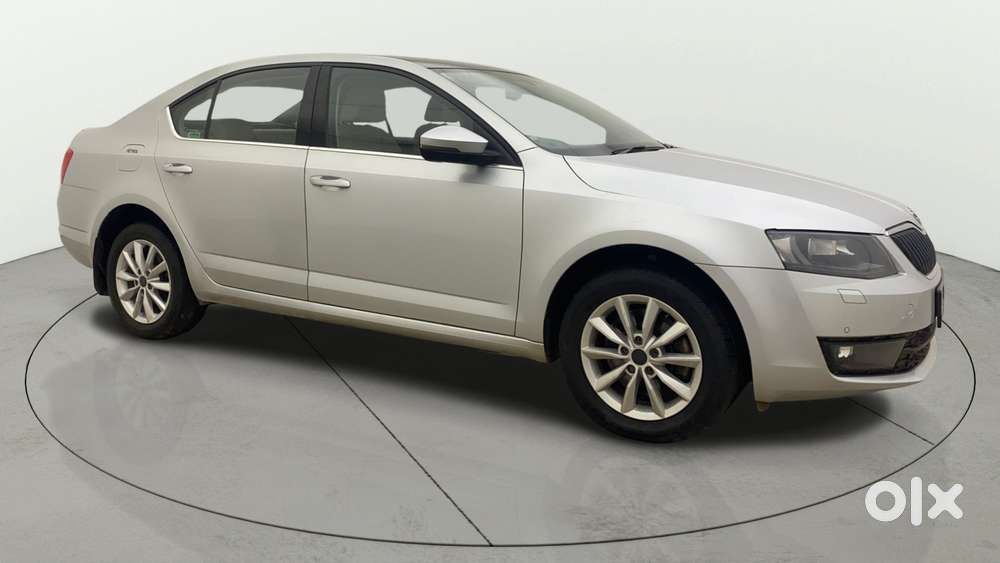 Skoda Octavia 1.8 Elegance TSI AT, 2015, Petrol