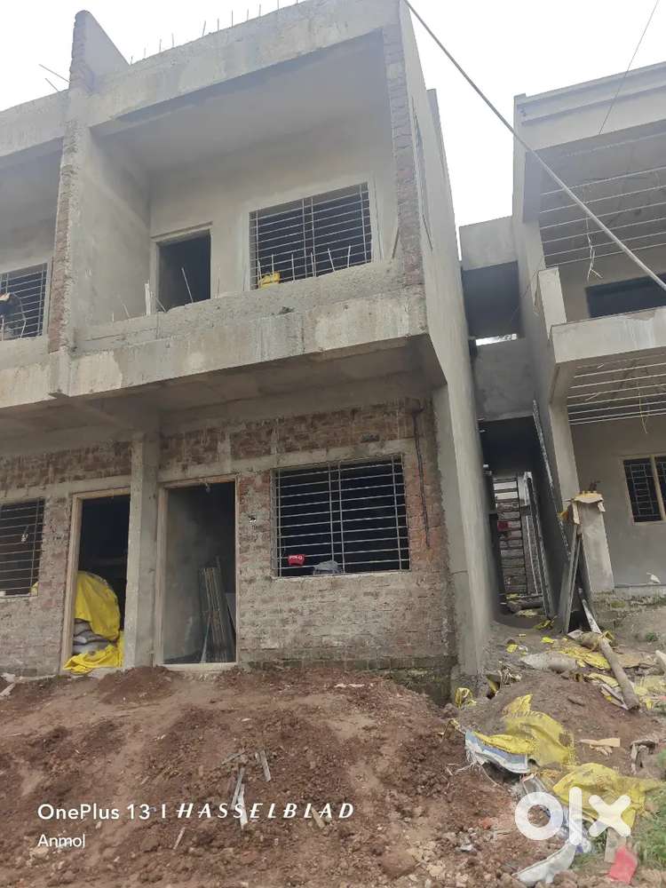 2 bhk raw bunglow for sell