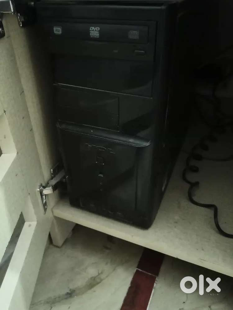 Selling PC at reasonable price with speakers