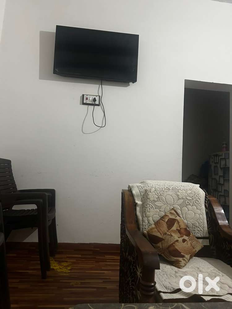 LCD 42 inch