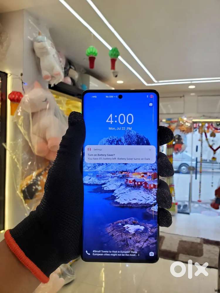 VIVO V30E 5G 8/128GB STORAGE - PRISTINE CONDITION DEVICE WITH BILL.