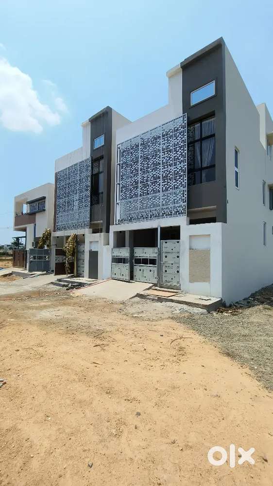 Independent 2bhk villa house for sale in chennai at Veppampattu.