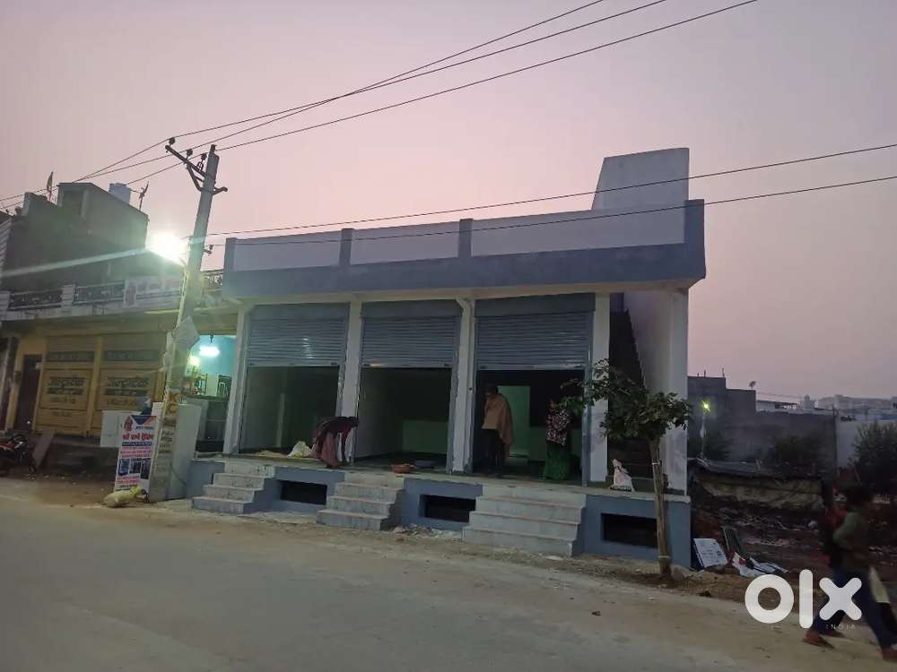 “ 80 ft Road pr Commercial Space —double road —For Rent