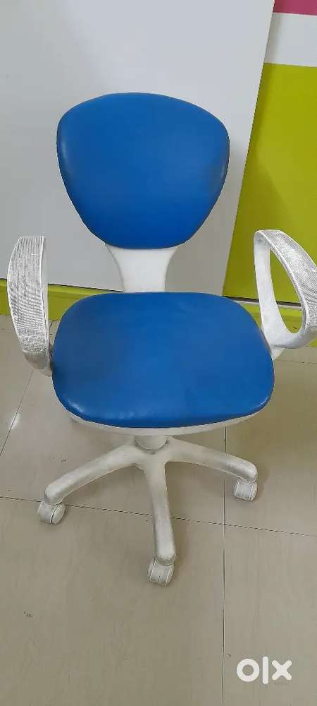 Study Chair