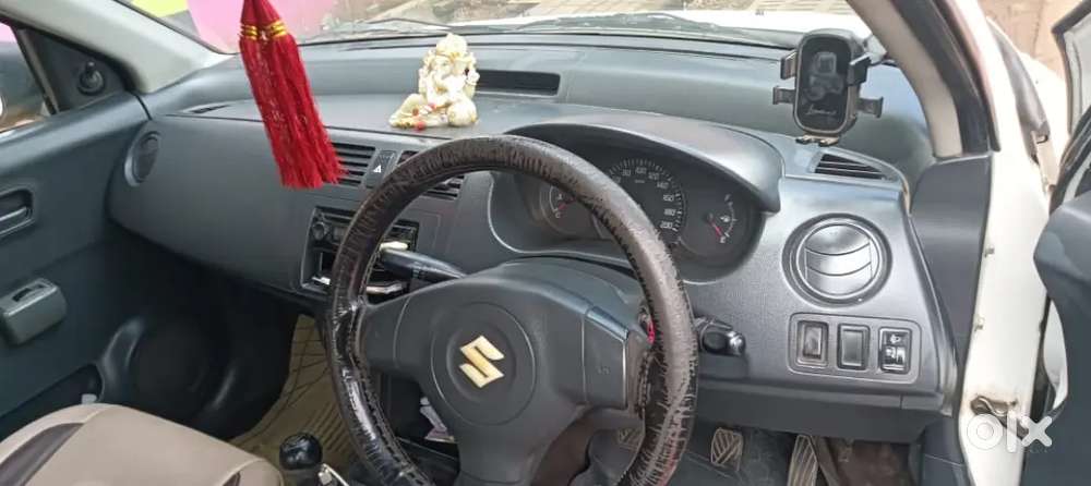 Driver for Honda Amaze vehicle in Dhanakawadi