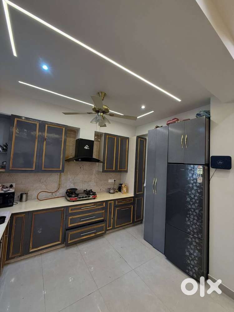LUXURY 3BHK FLAT FOR SALE