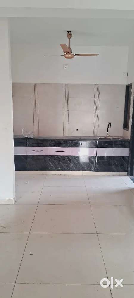 3 bhk new semi furnished flat for rent sama canal road vadodara