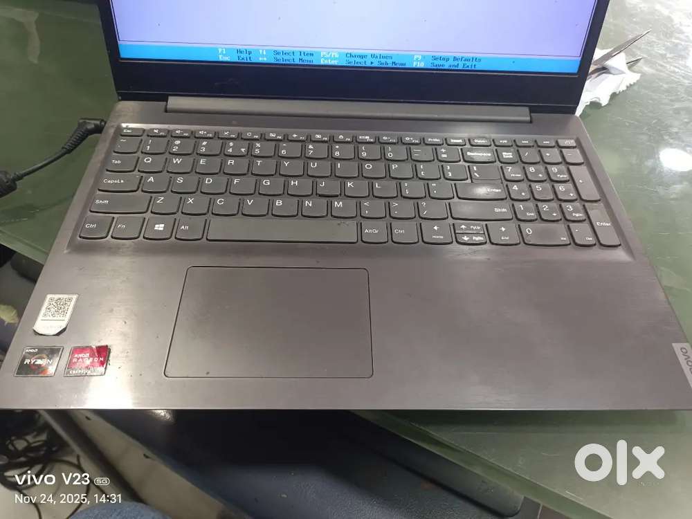 Lenovo Ryzen 3  3750u  ram 4gb no SSD available 10 pcs