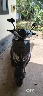 Electric scooty