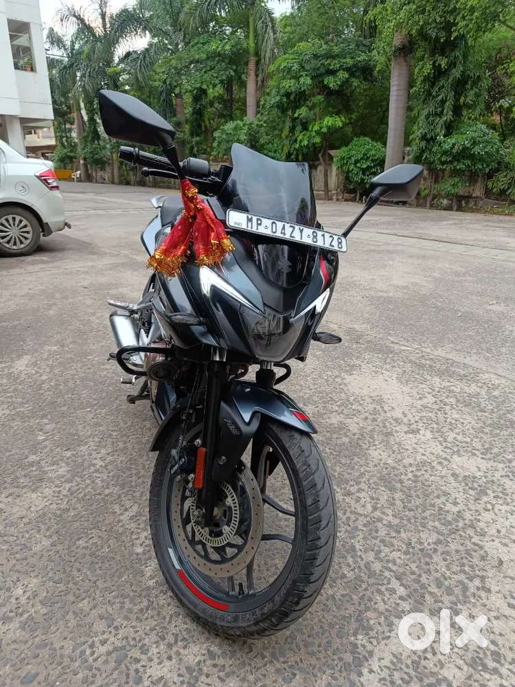 Bajaj pulser F250