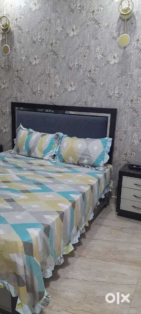 Fully independent 2 bhk flat near lekhraj metro