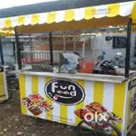 MOMO STAFF REQUIRED AT MOMO FOOD CART