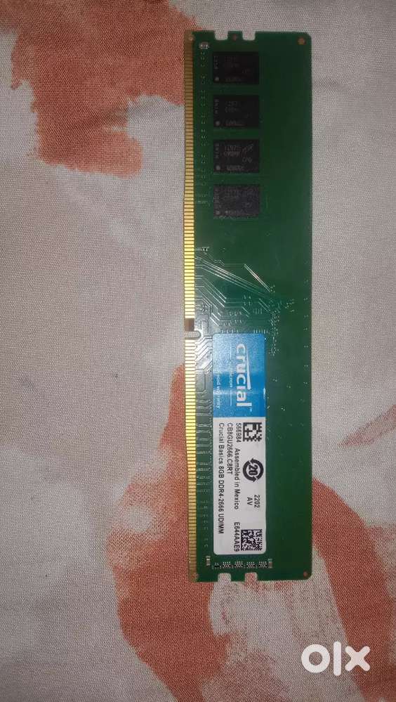 crucial basics 8gb DDR4-2666 UDIMM