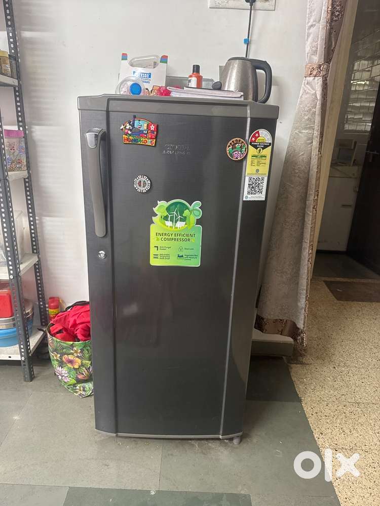 Croma fridge