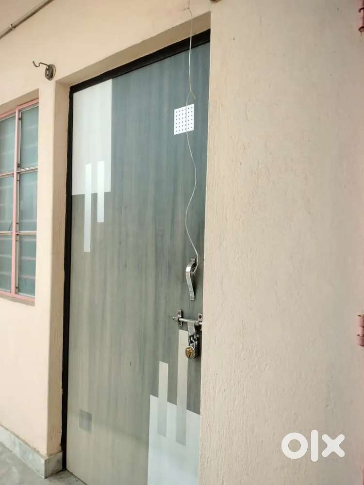 1 RK (Terrace house) available for rent immediately in hanuman nagar