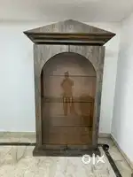 selling tv and crockery unit