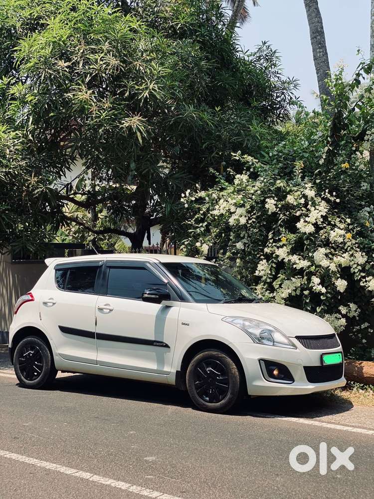 Maruti Suzuki Swift 2017 Diesel 110000 Km Driven