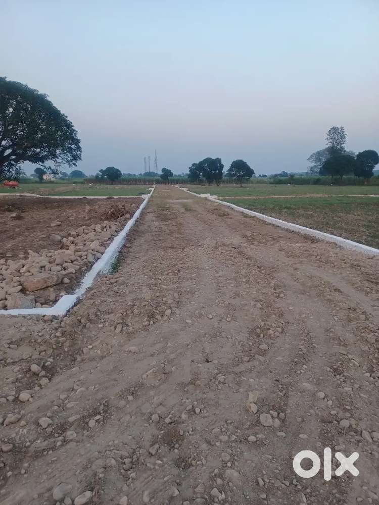 116 gaj 30 ft front plot sale kheri doiwala