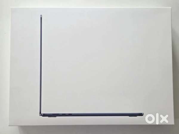 MacBook Air 15-inch M4 (2025) ,   32GB Ram 1TB SSD Midnight