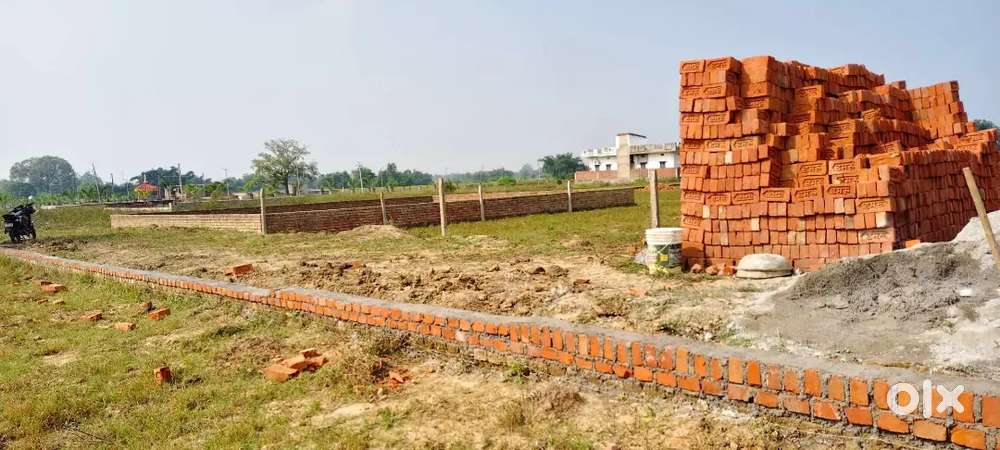 रावटसगंज  में प्लॉट संतकिलाराम डिग्रीकॉलेज एफसीआई गोदाम के पास