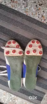 Athlete Shoes/ ground spikes