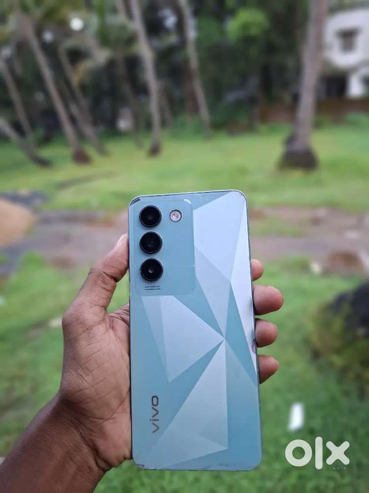 Vivo t35G display scratched