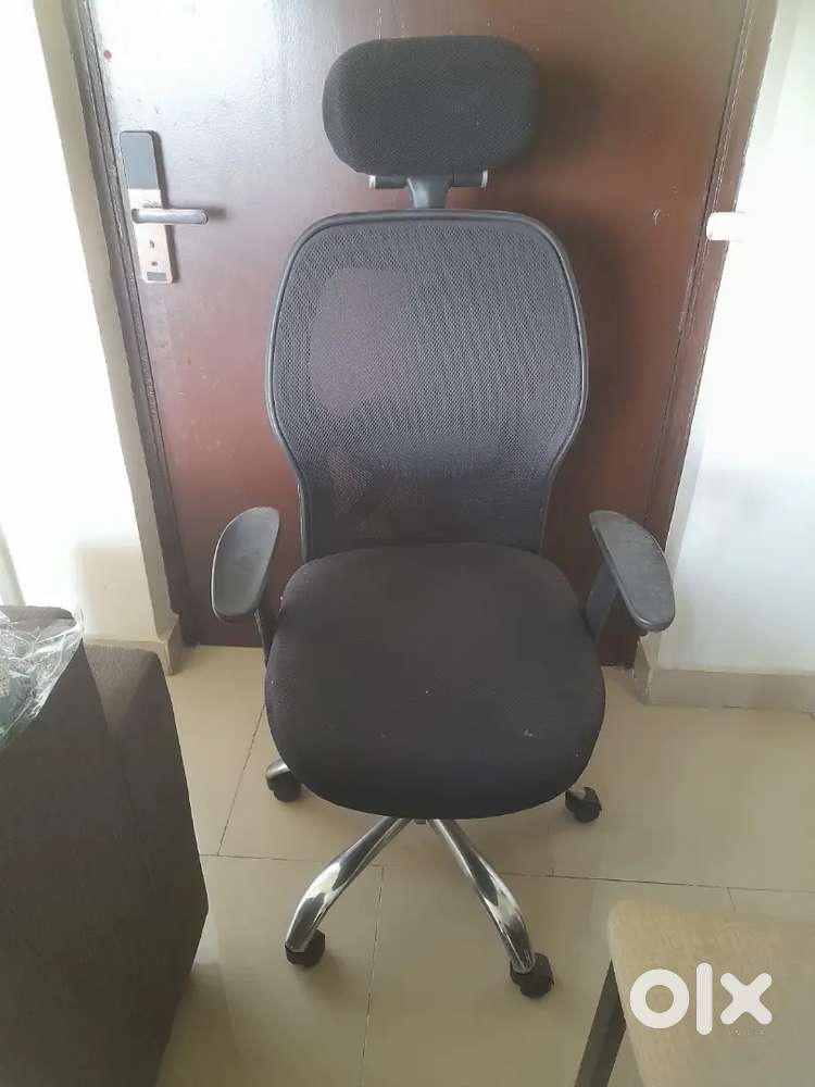 Executive chair