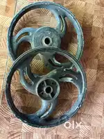 Bullet alloy wheel
