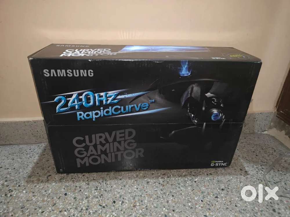 Samsung  gaming monitor ,alienware gaming keyboard,Logitech MX 3 mouse