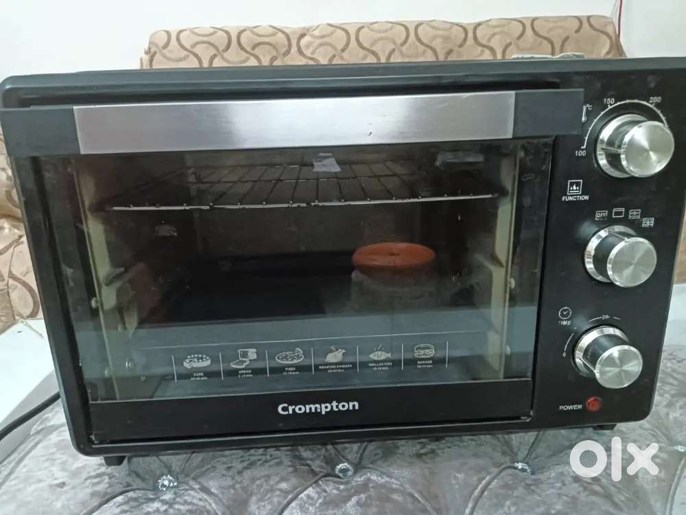 Crompton 25 Ltr Otg pizza burger maker and tandoor 6 month old