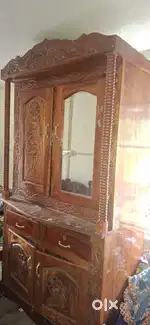WoodenAlmara, തടി അലമാര