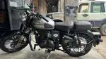 BULLET CLASSIC 350
MODAL 2021
RUN.25000km
RATE 145000 FIX
BILASPUR