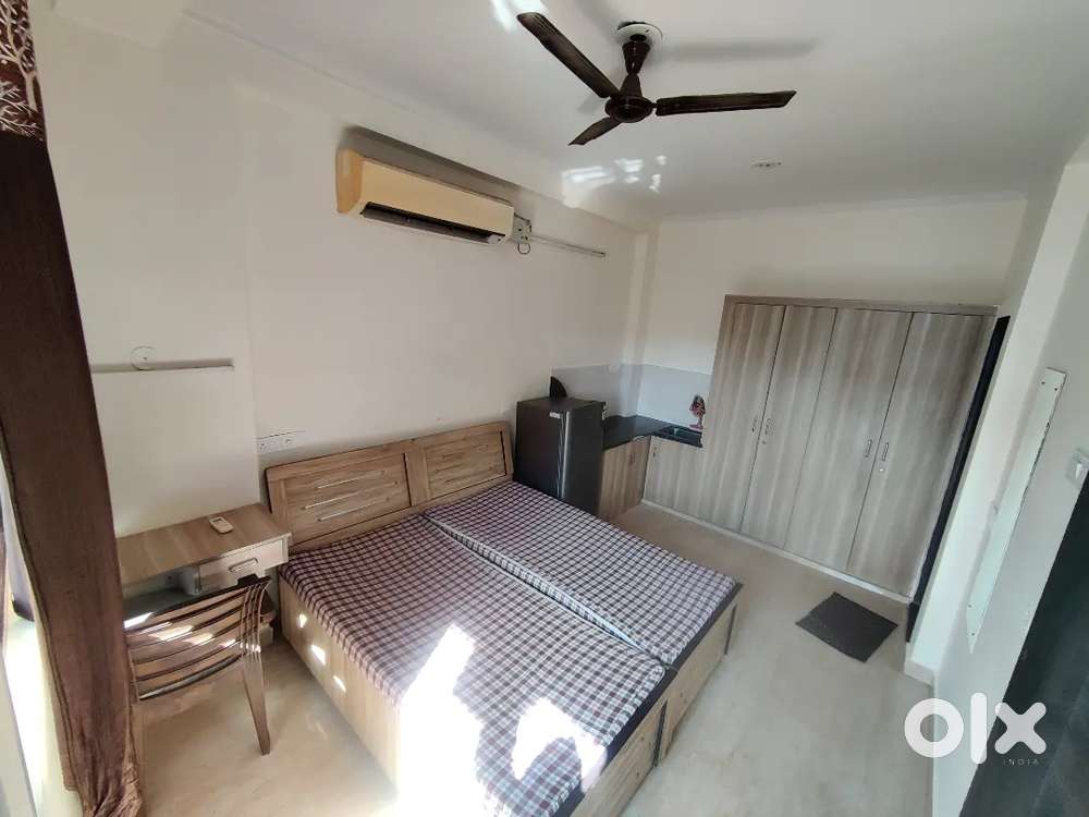 Fully furnished studio rooms available for rent in SFS Mansarovar